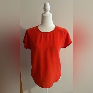 BROADWAY & BROOME Top